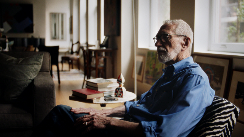 로리 올린의 응시하는 삶